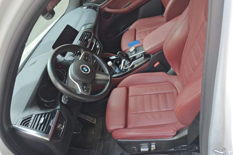 Used BMW X4 2019 xDrive25i M Sport Package Left Front Seat