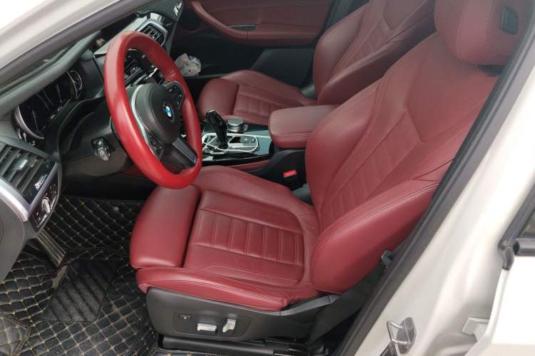 Used BMW X4 2019 xDrive25i M Sport Package Left Front Seat