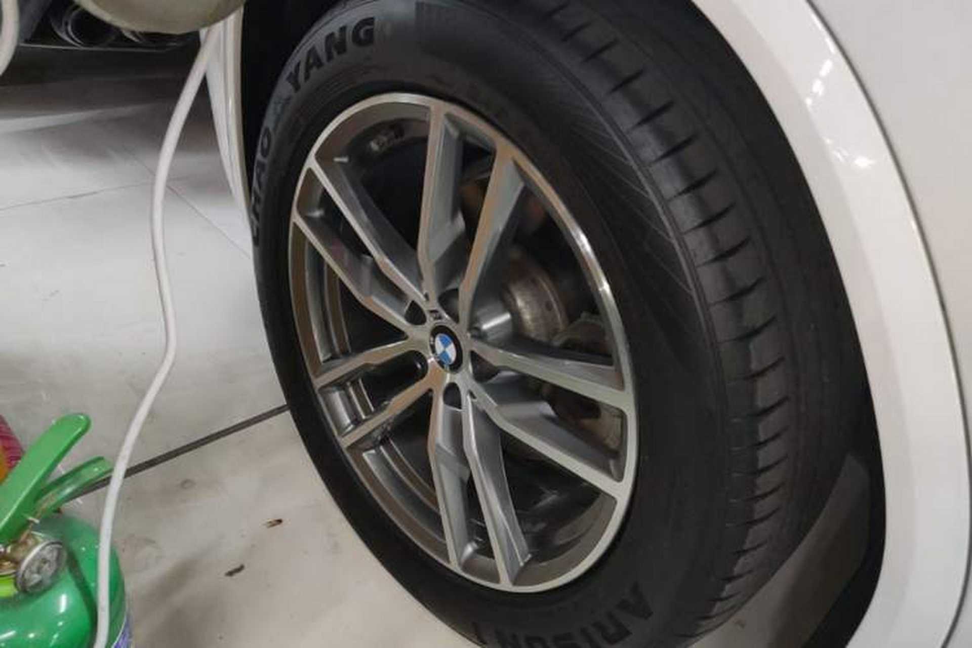 Used BMW X4 2019 xDrive25i M Sport Package Left Front Wheel Hub