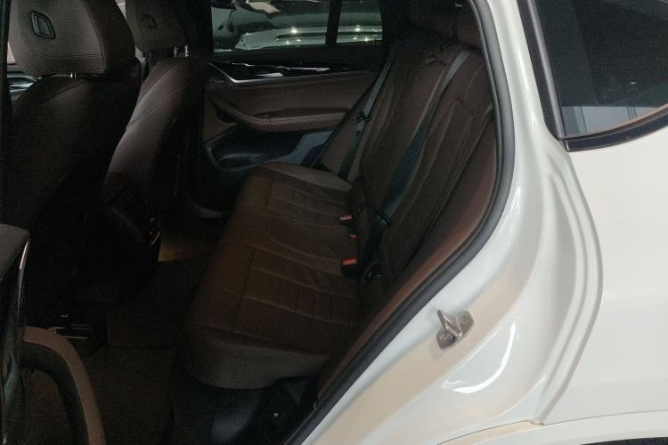 Used BMW X4 2019 xDrive25i M Sport Package Left Rear Seat
