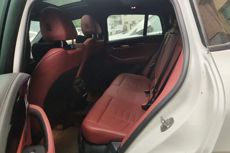 Used BMW X4 2019 xDrive25i M Sport Package Left Rear Seat