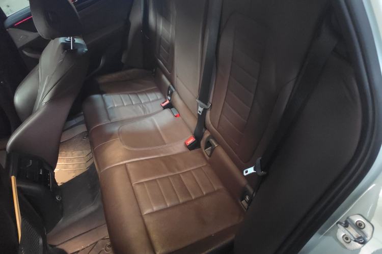 Used BMW X4 2019 xDrive25i M Sport Package Left Rear Seat