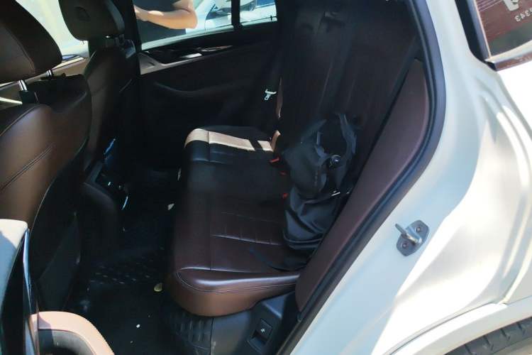 Used BMW X4 2019 xDrive25i M Sport Package Left Rear Seat