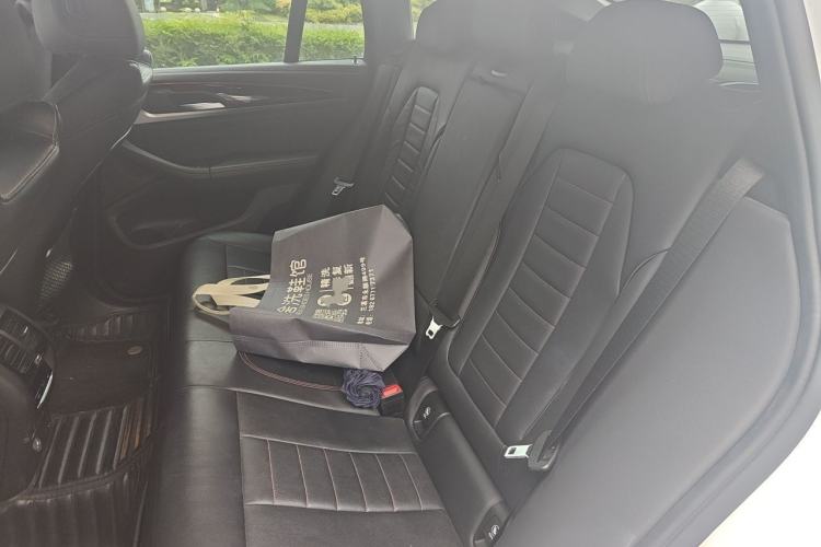 Used BMW X4 2019 xDrive25i M Sport Package Left Rear Seat