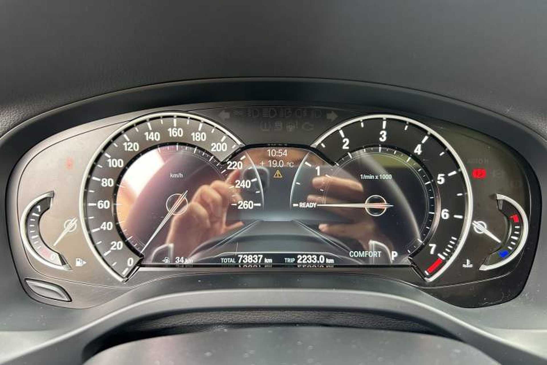 Used BMW X4 2019 xDrive25i M Sport Package Odometer Close Up