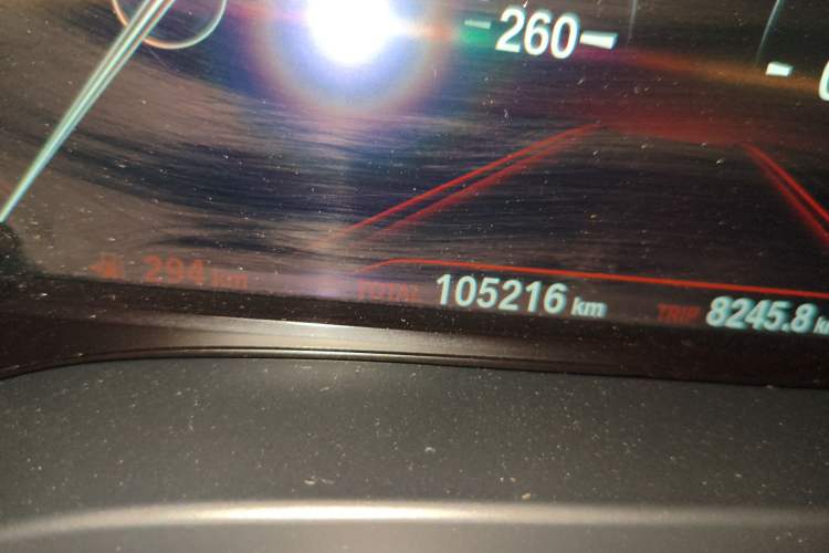 Used BMW X4 2019 xDrive25i M Sport Package Odometer Close Up
