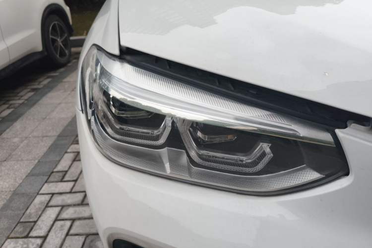 Used BMW X4 2019 xDrive25i M Sport Package Right Front Headlight