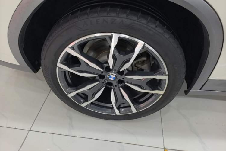 Used BMW X4 2019 xDrive25i M Sport Package Right Rear Wheel Hub