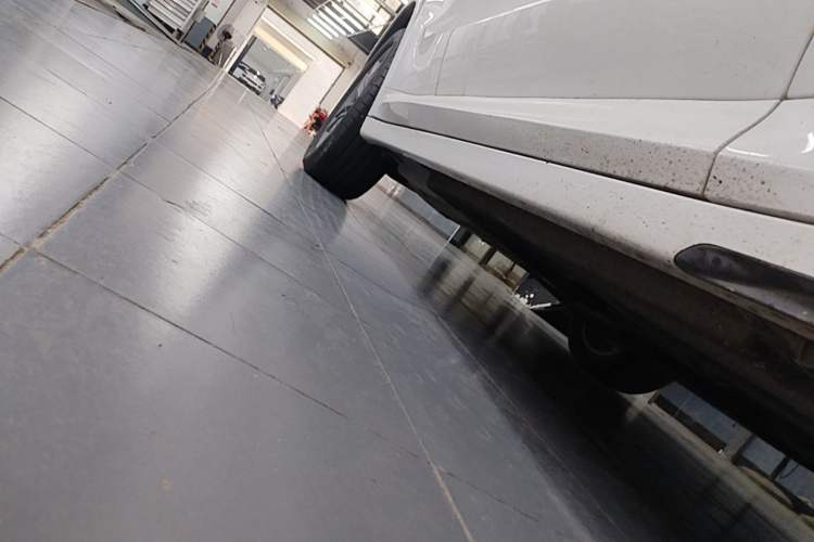 Used BMW X4 2019 xDrive25i M Sport Package Right Side Sill