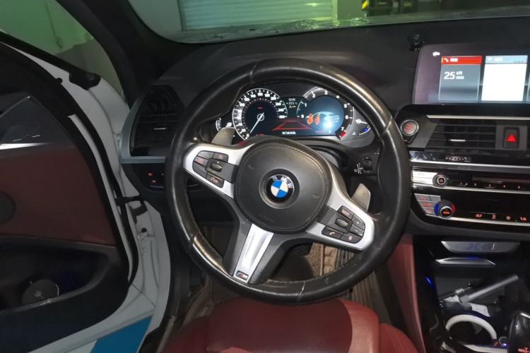 Used BMW X4 2019 xDrive25i M Sport Package Steering Wheel