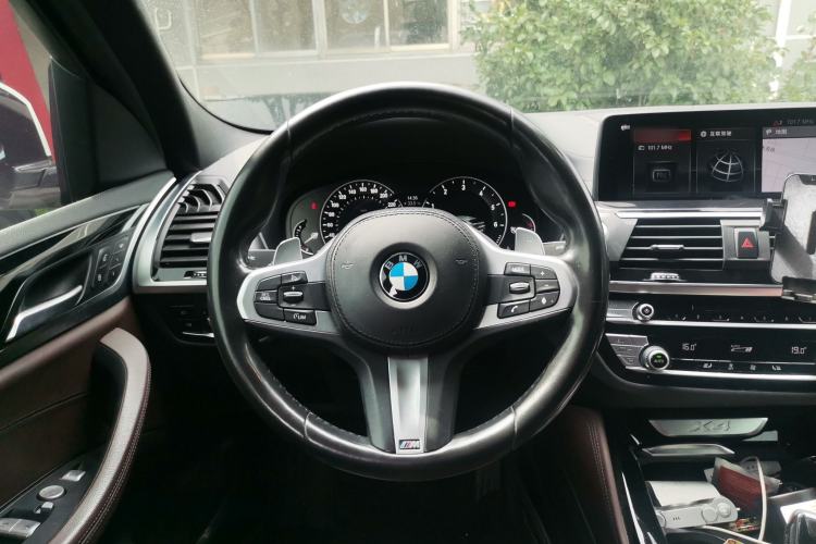 Used BMW X4 2019 xDrive25i M Sport Package Steering Wheel