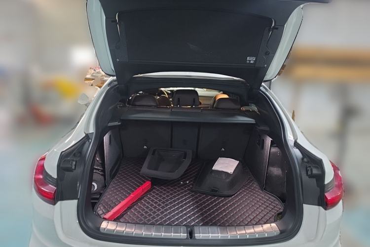 Used BMW X4 2019 xDrive25i M Sport Package Trunk
