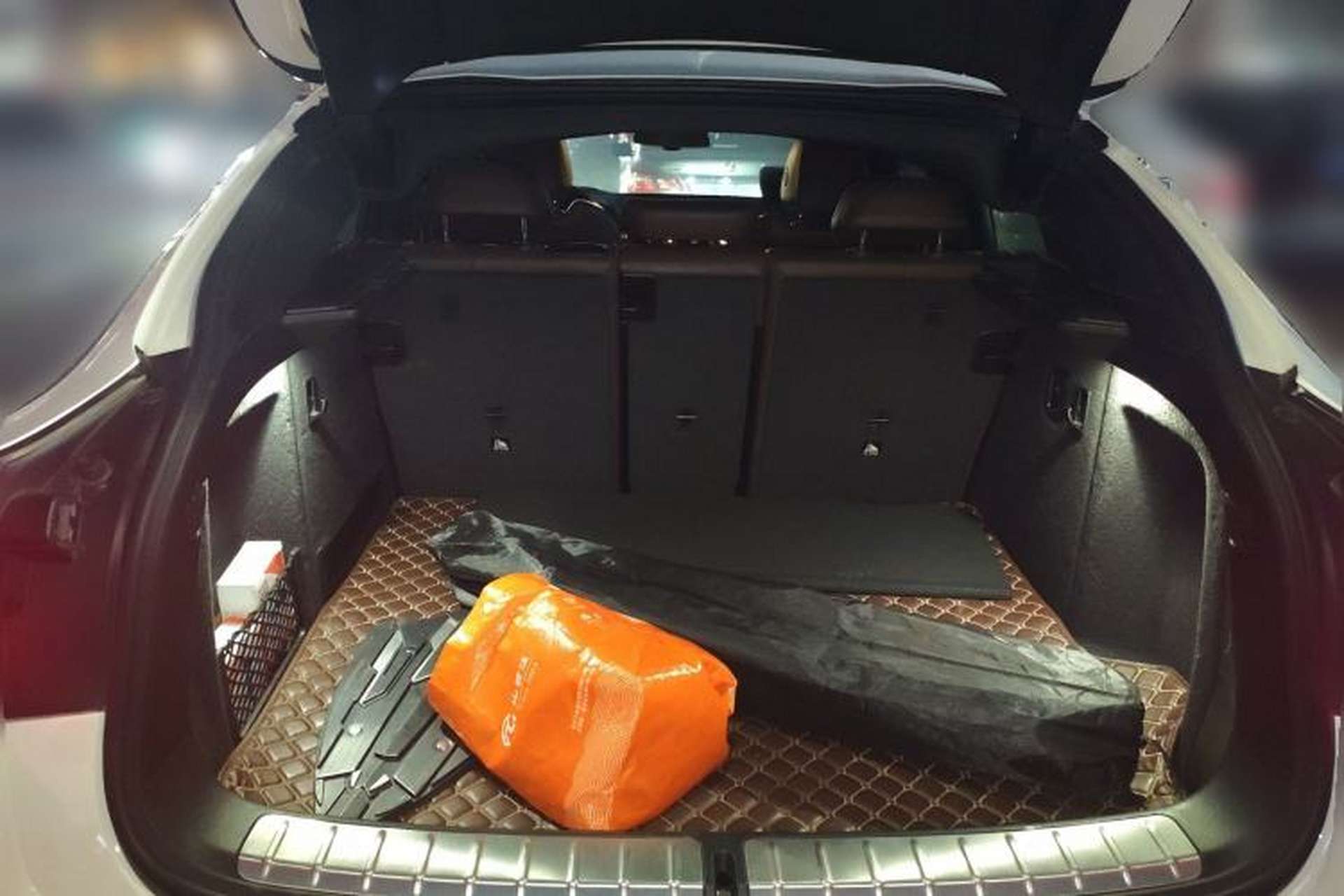 Used BMW X4 2019 xDrive25i M Sport Package Trunk