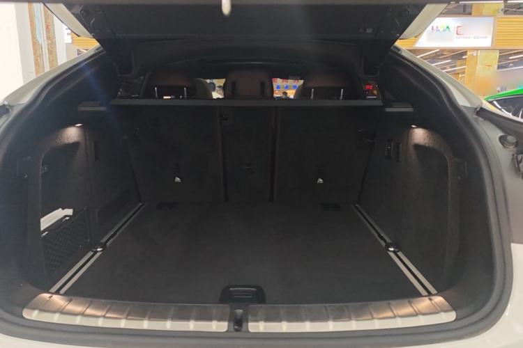 Used BMW X4 2019 xDrive25i M Sport Package Trunk