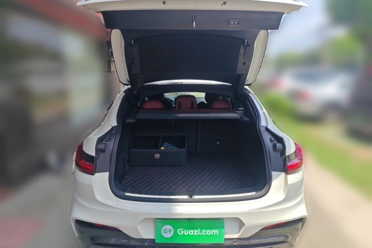 Used BMW X4 2019 xDrive25i M Sport Package Trunk