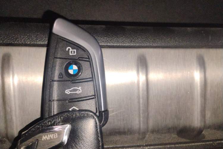 Used BMW X4 2019 xDrive25i M Sport Package Vehicle Key
