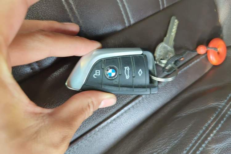Used BMW X4 2019 xDrive25i M Sport Package Vehicle Key