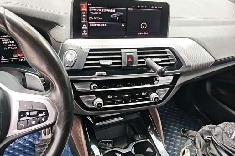 Used BMW X4 2020 xDrive25i M Sport Package Audio And AC Panel