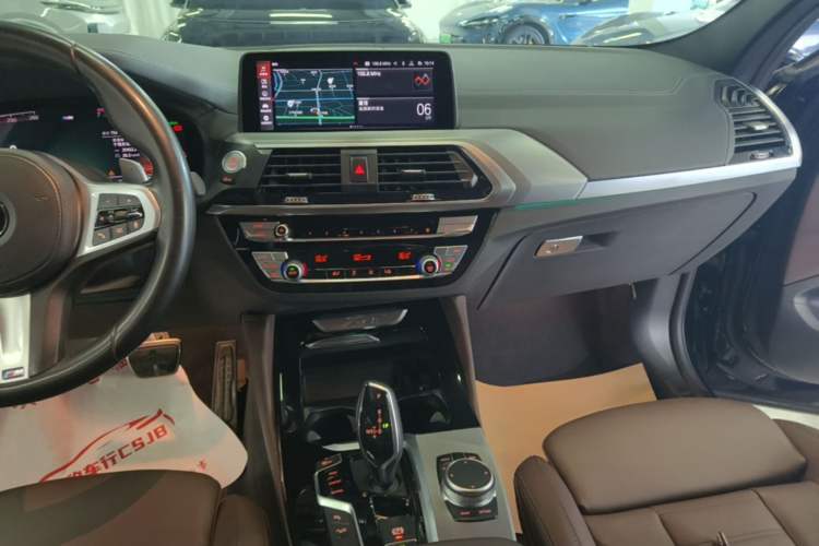 Used BMW X4 2020 xDrive25i M Sport Package Audio And AC Panel