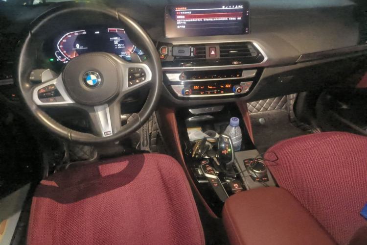 Used BMW X4 2020 xDrive25i M Sport Package Center Console