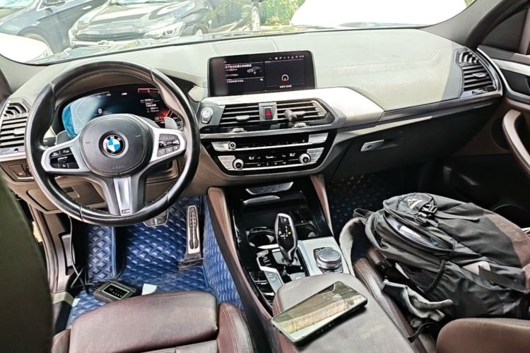 Used BMW X4 2020 xDrive25i M Sport Package Center Console
