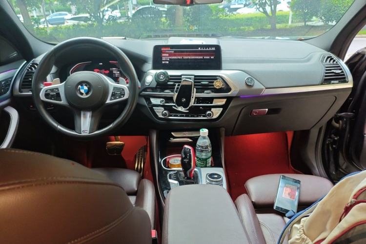 Used BMW X4 2020 xDrive30i M Sport Package Center Console