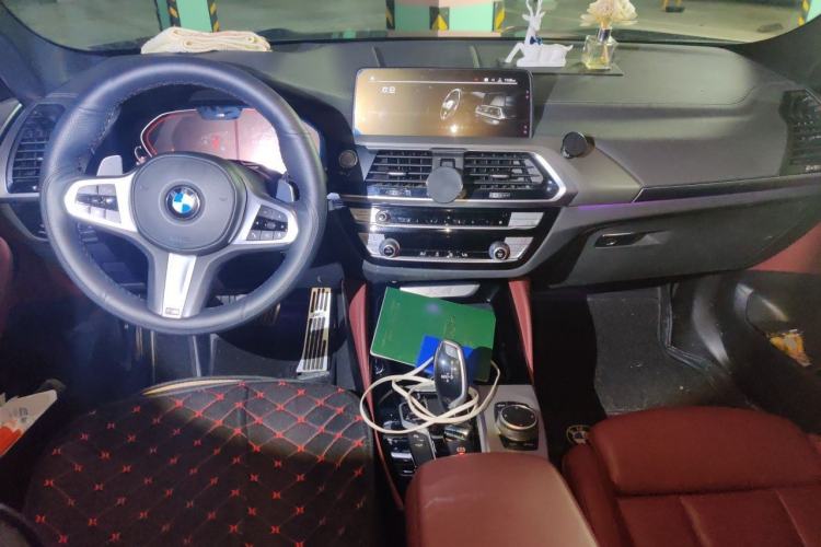 Used BMW X4 2020 xDrive25i M Sport Package Center Console