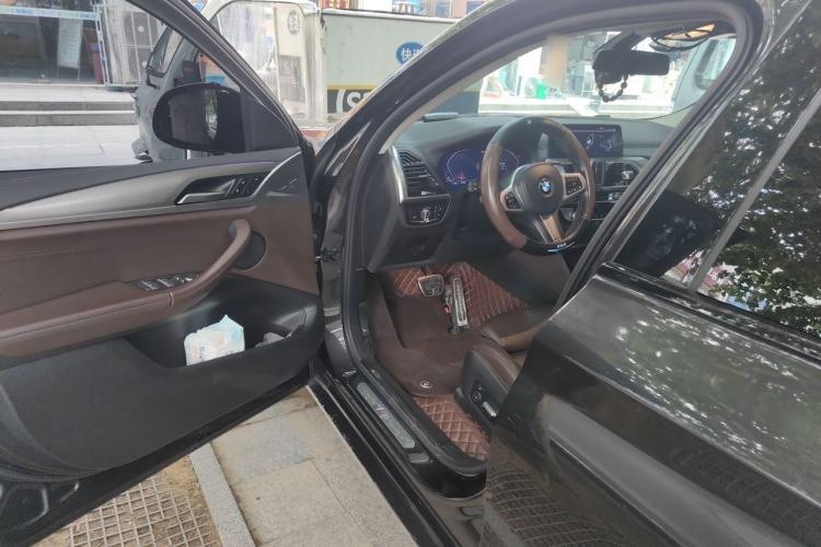 Used BMW X4 2020 xDrive25i M Sport Package Driver Seat