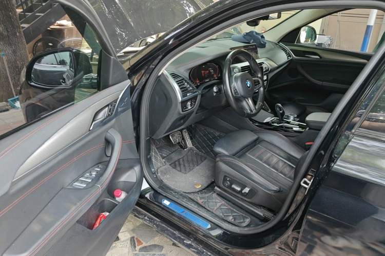 Used BMW X4 2020 xDrive25i M Sport Package Driver Seat