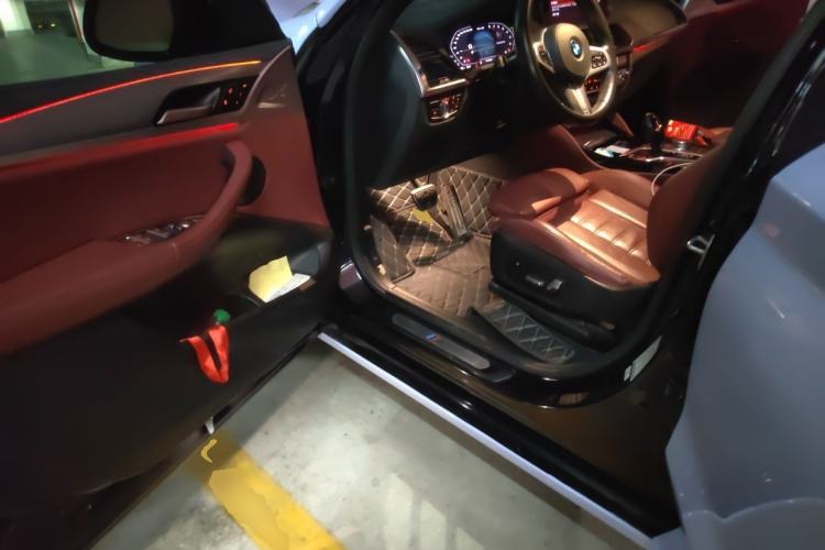Used BMW X4 2020 xDrive25i M Sport Package Driver Seat