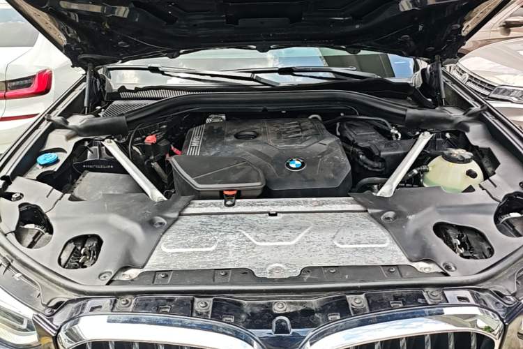 Used BMW X4 2020 xDrive25i M Sport Package Engine Bay
