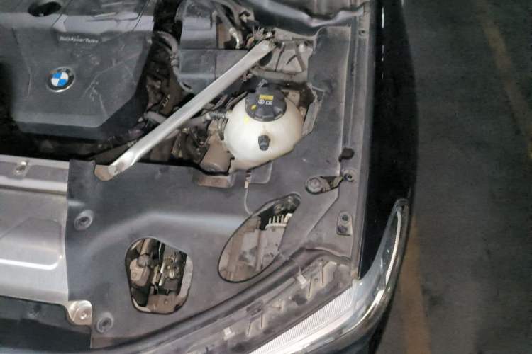 Used BMW X4 2020 xDrive25i M Sport Package Engine Bay Left