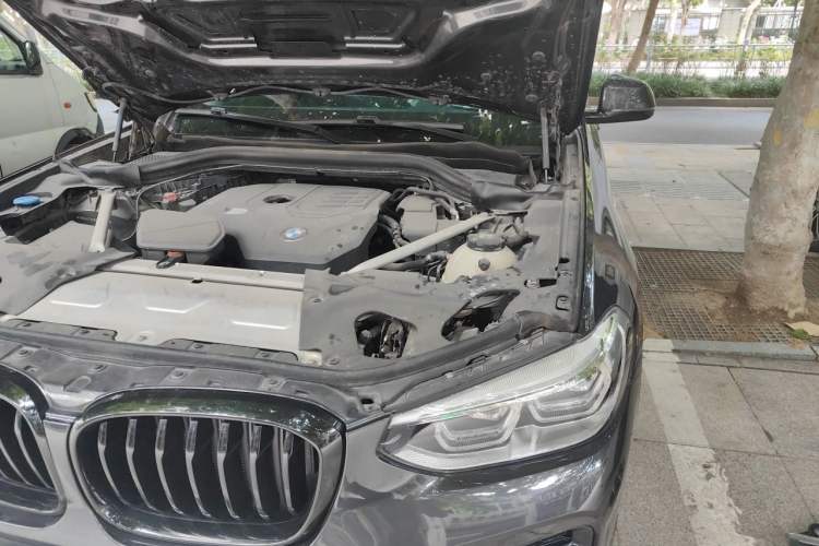 Used BMW X4 2020 xDrive25i M Sport Package Engine Bay Left