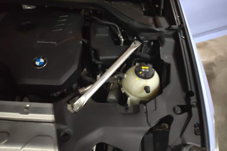 Used BMW X4 2020 xDrive25i M Sport Package Engine Bay Left