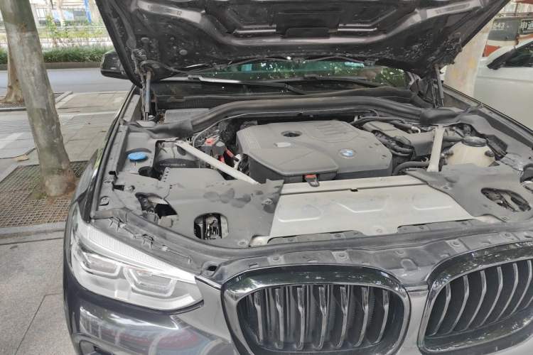Used BMW X4 2020 xDrive25i M Sport Package Engine Bay Right