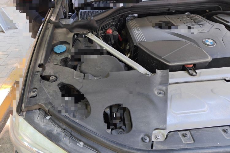 Used BMW X4 2020 xDrive25i Black Knight Limited Edition Engine Bay Right