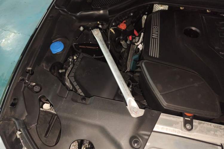 Used BMW X4 2020 xDrive25i M Sport Package Engine Bay Right