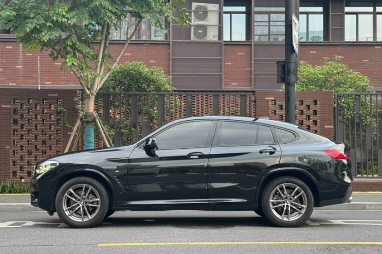 Used BMW X4 2020 xDrive25i M Sport Package Exterior 1