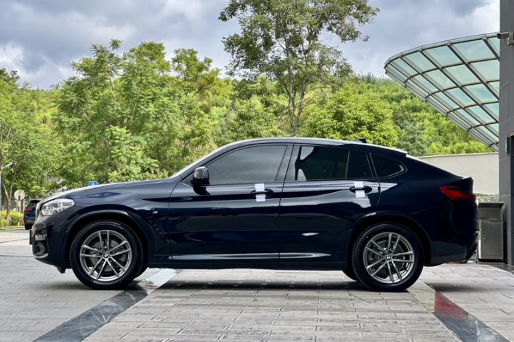 Used BMW X4 2020 xDrive25i M Sport Package Exterior 2