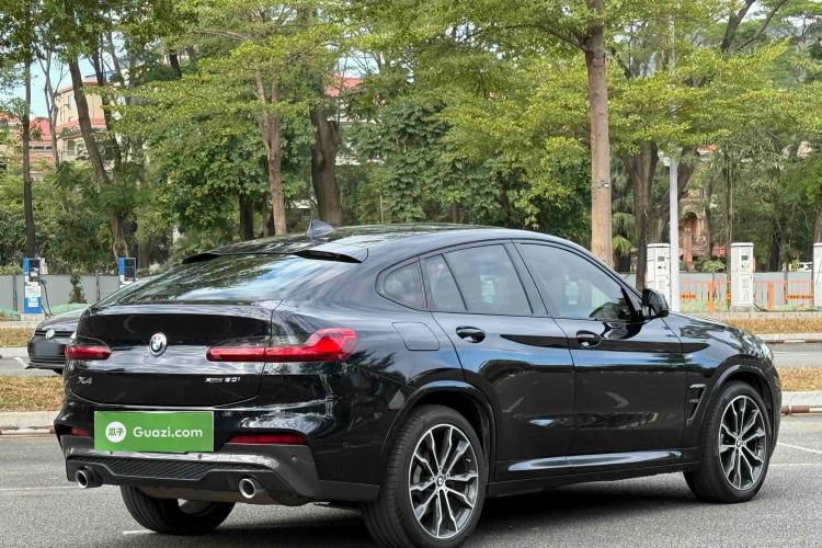 Used BMW X4 2020 xDrive30i M Sport Package Exterior 4
