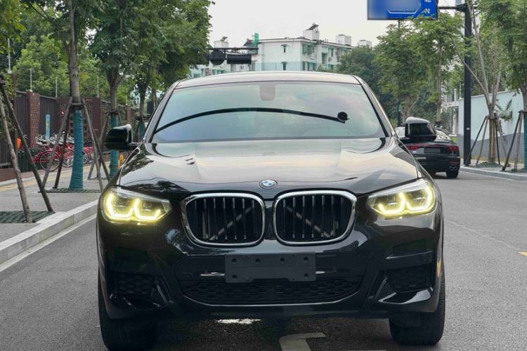 Used BMW X4 2020 xDrive25i M Sport Package Exterior 4
