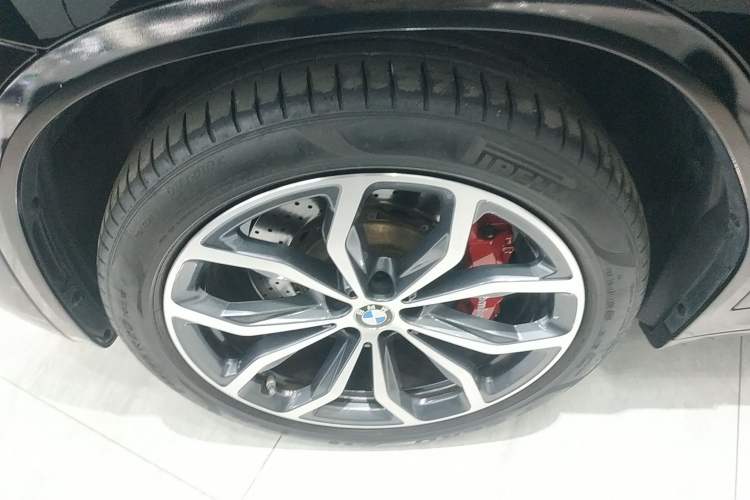Used BMW X4 2020 xDrive25i M Sport Package Exterior 4