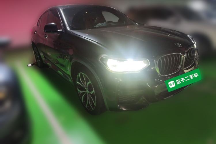 Used BMW X4 2020 xDrive25i M Sport Package Front Right 45 Deg