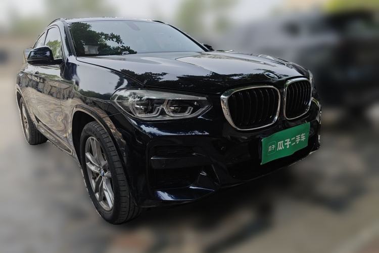 Used BMW X4 2020 xDrive25i M Sport Package Front Right 45 Deg
