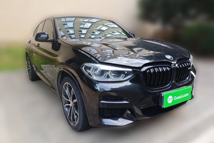 Used BMW X4 2020 xDrive30i M Sport Package Front Right 45 Deg