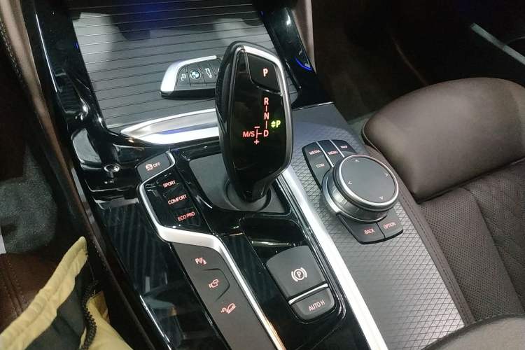 Used BMW X4 2020 xDrive25i M Sport Package Gear Lever