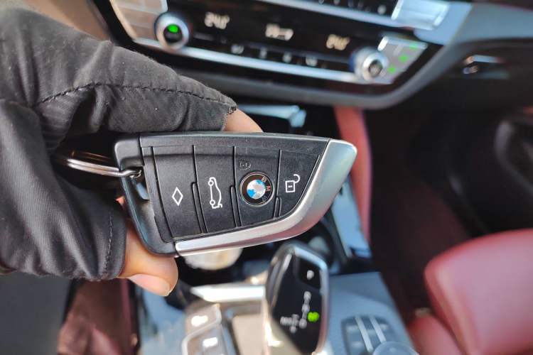 Used BMW X4 2020 xDrive25i M Sport Package Interior 1