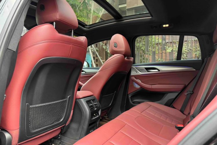 Used BMW X4 2020 xDrive25i M Sport Package Interior 2