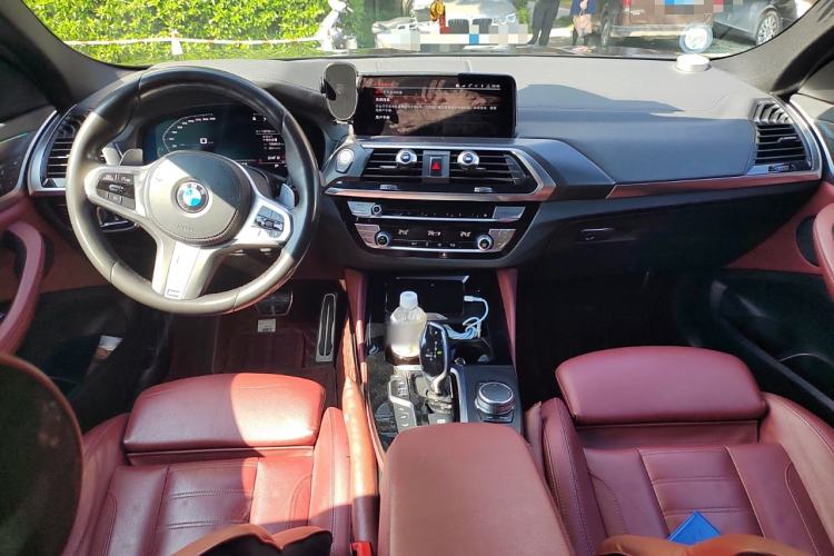 Used BMW X4 2020 xDrive25i M Sport Package Interior 2