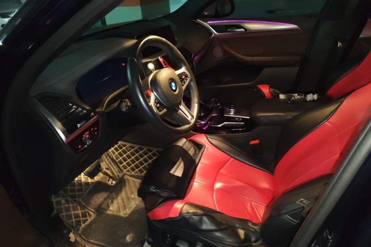Used BMW X4 2020 xDrive30i M Sport Package Interior 3